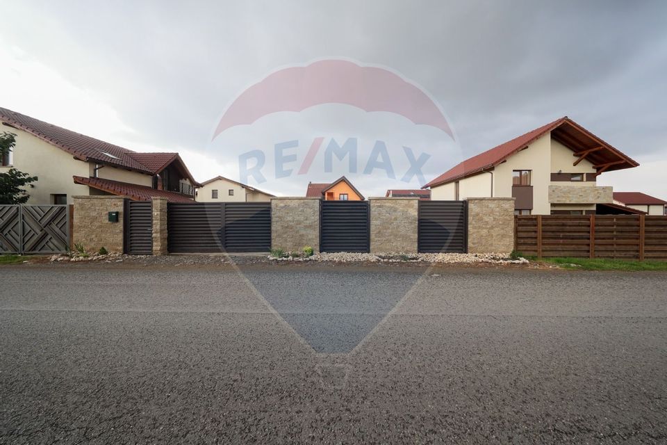 5 room House / Villa for sale