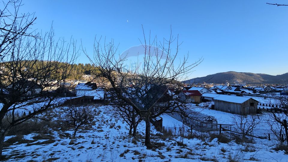 Casă / Vilă cu 6 camere, Gura Humorului, Suceava