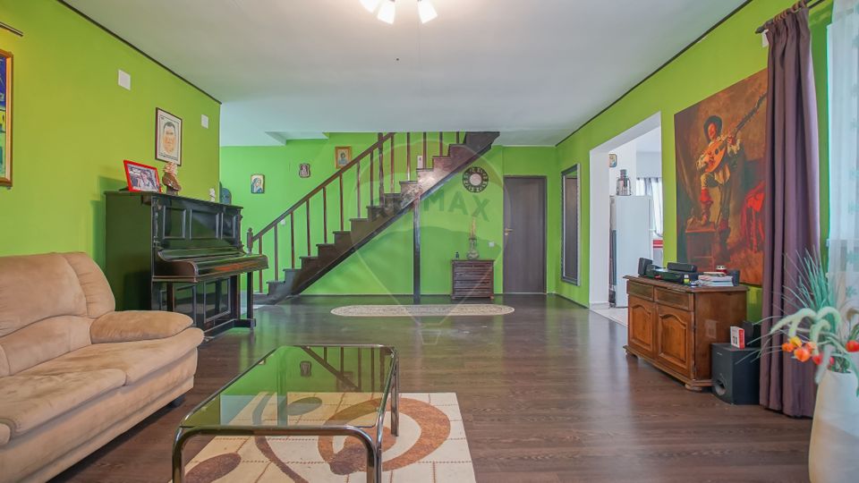 Casă de vânzare, Bod, Brașov