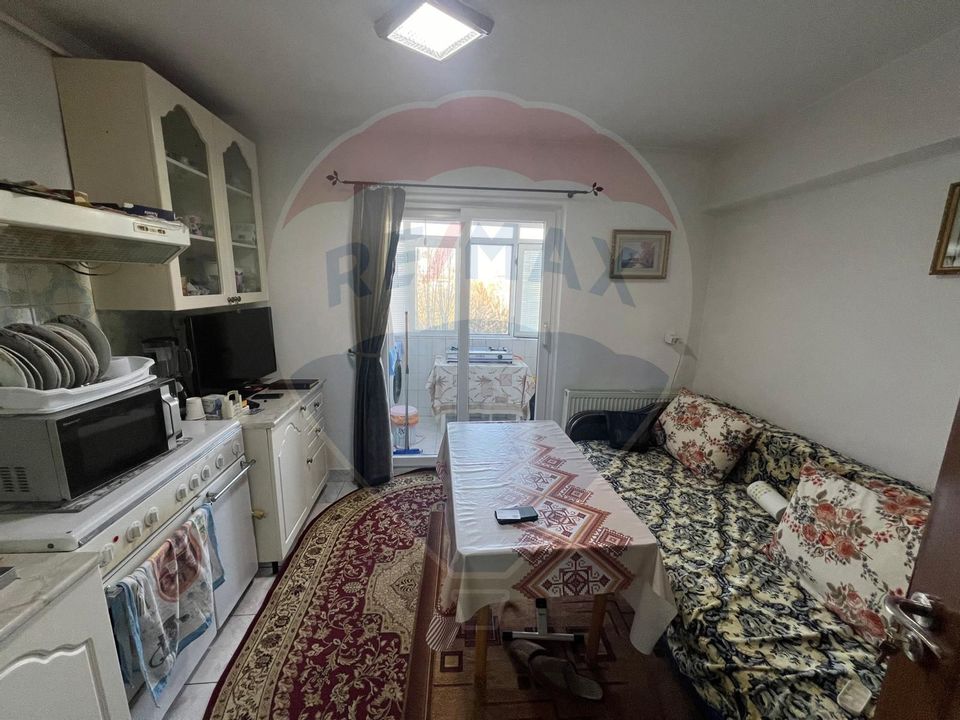 Apartament cu 2 camere de vânzare în zona Ultracentral