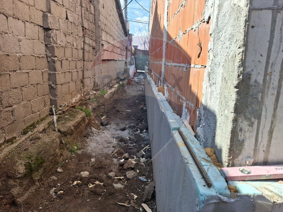 Pantelimon - vanzare vila spatioasa P+Et1+Et.2 str. Walter Maracineanu