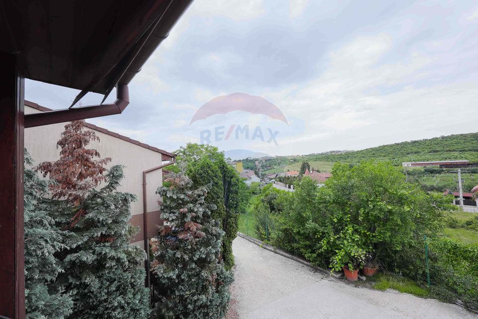 4 room House / Villa for sale, Dealuri Oradea area