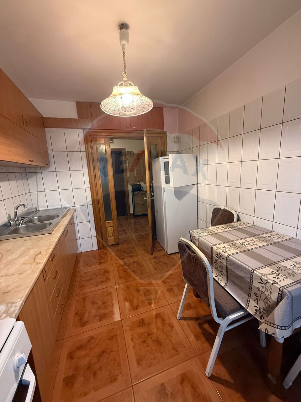Apartament cu 2 camere de închiriat în zona Craiovita Noua