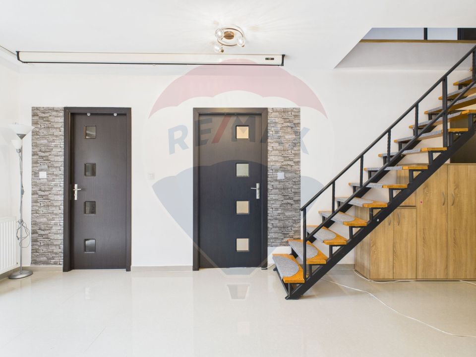 5 room House / Villa for sale