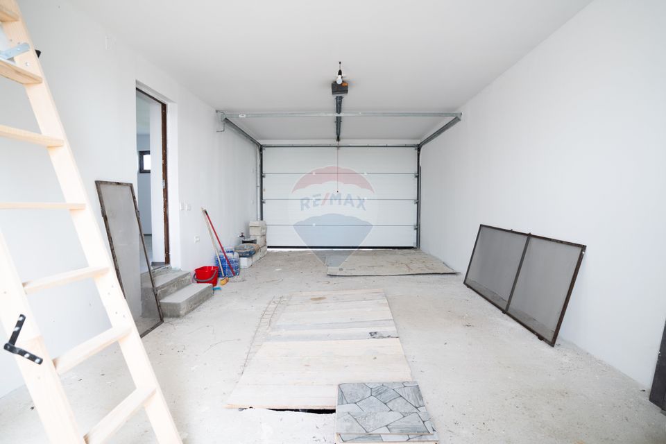 4 room House / Villa for sale