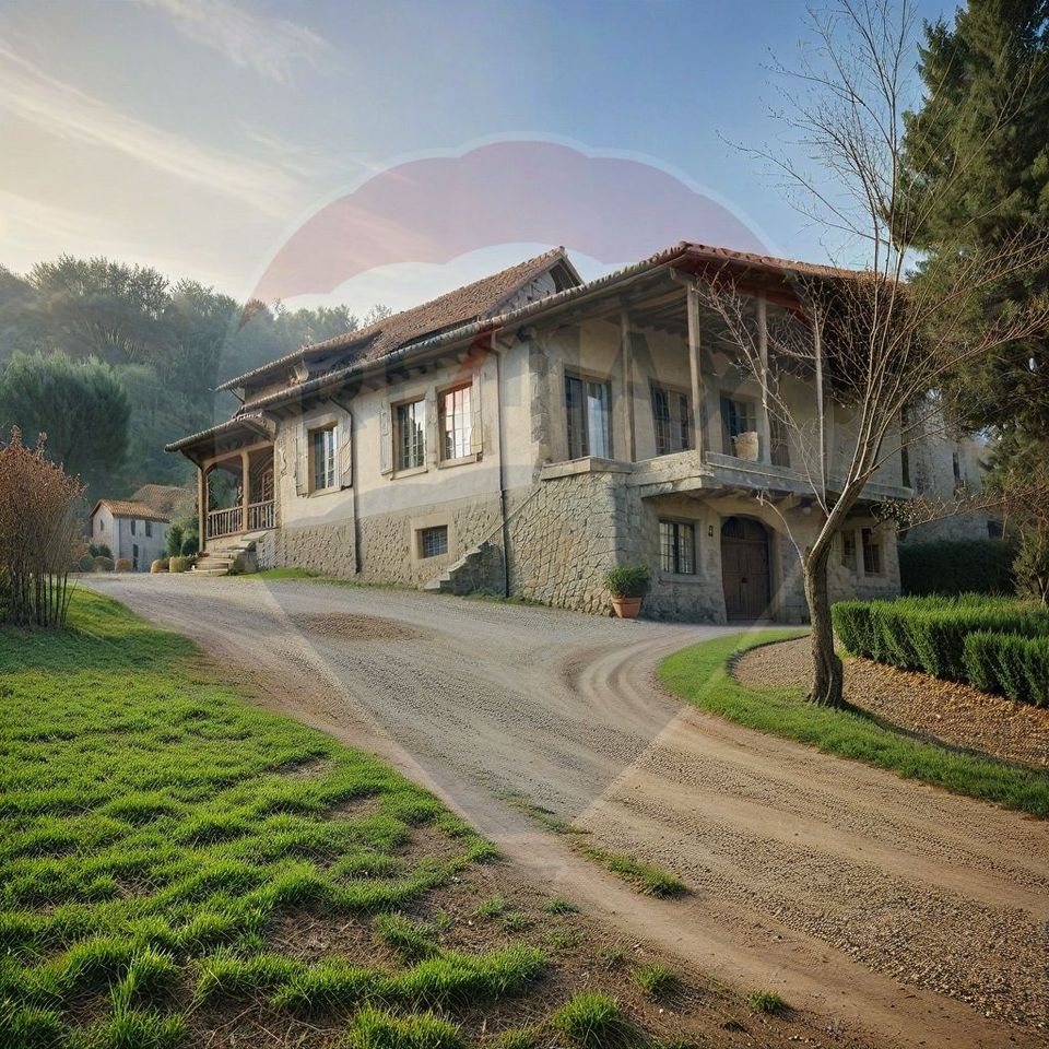 Lux Mediteranean si Intimitate pe 4.000 mp Domeniu Privat Gura Vaii