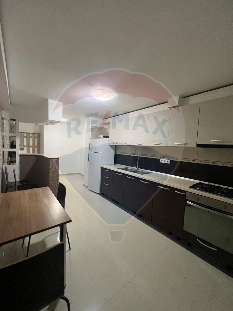 Apartament cu 2 camere de închiriat în zona Brancoveanu