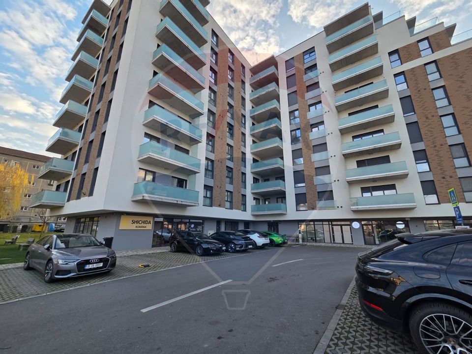 Apartament cu 3 camere in complexul Grand Hill Residence + parcare