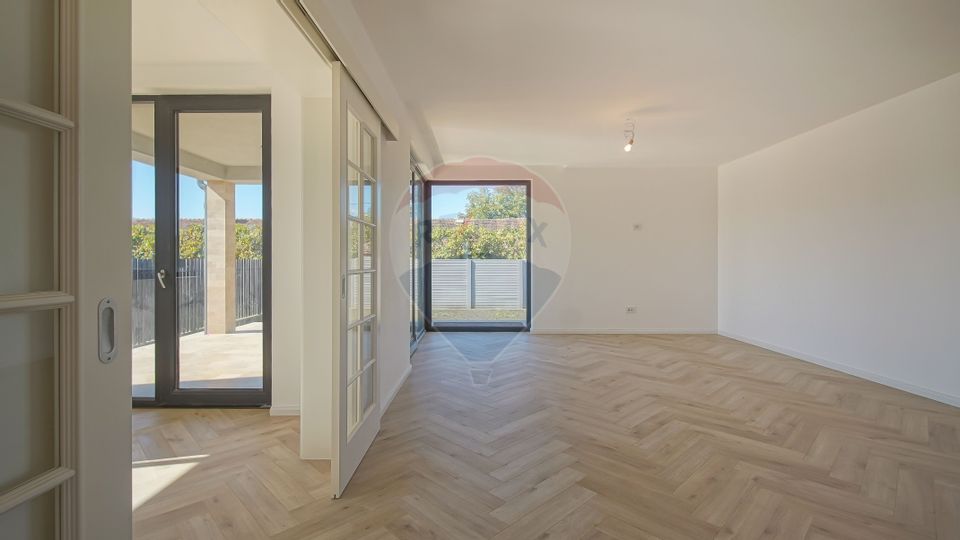 5 room House / Villa for sale