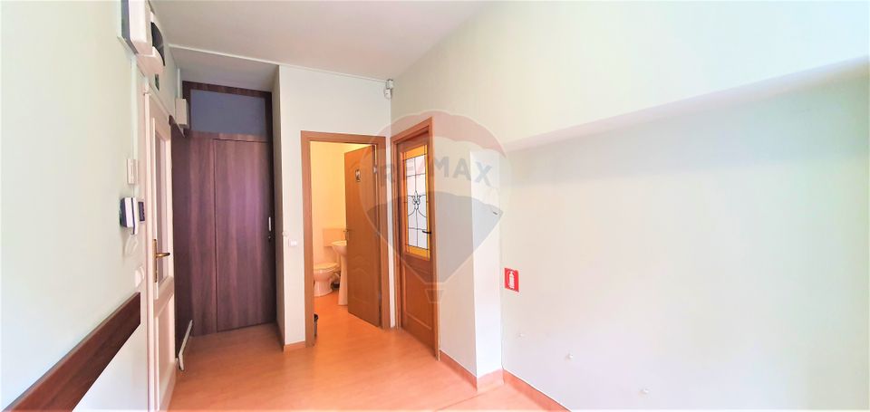 57sq.m Commercial Space for rent, Centrul Istoric area