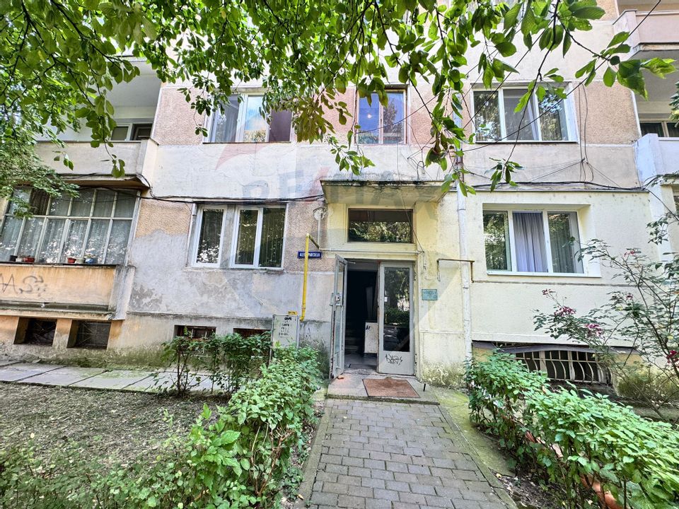 garsoniera de vanzare- aleea parcului-zona ultracentrala