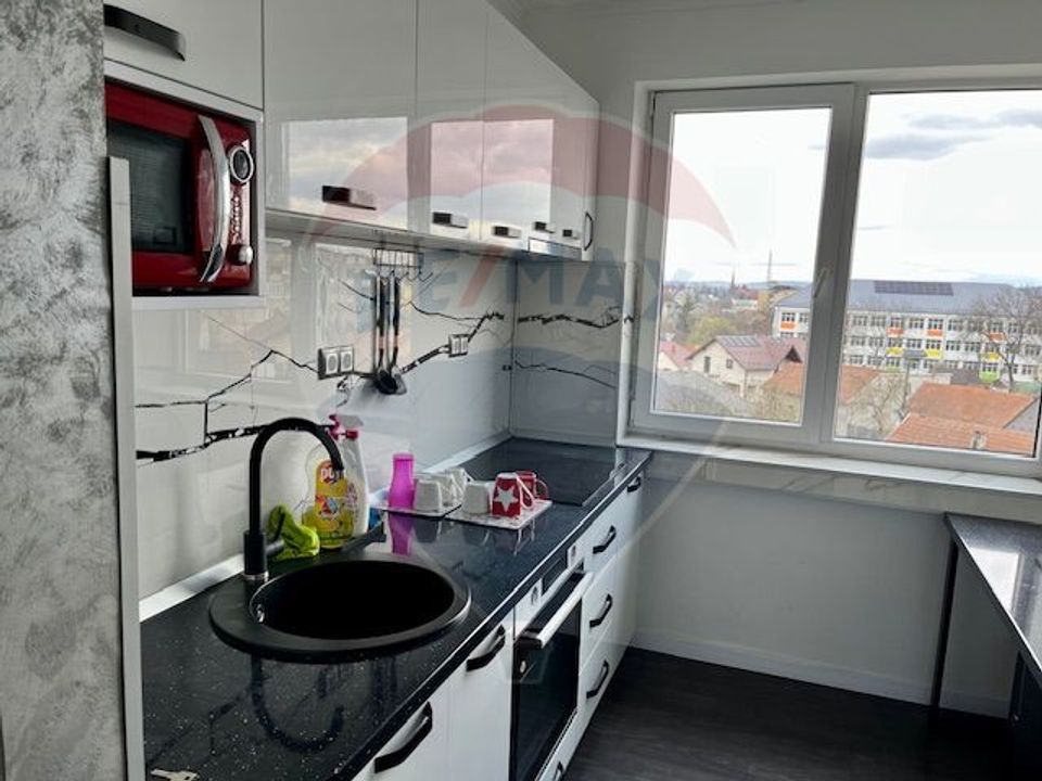 Apartament cu 2 camere de vânzare în zona Est