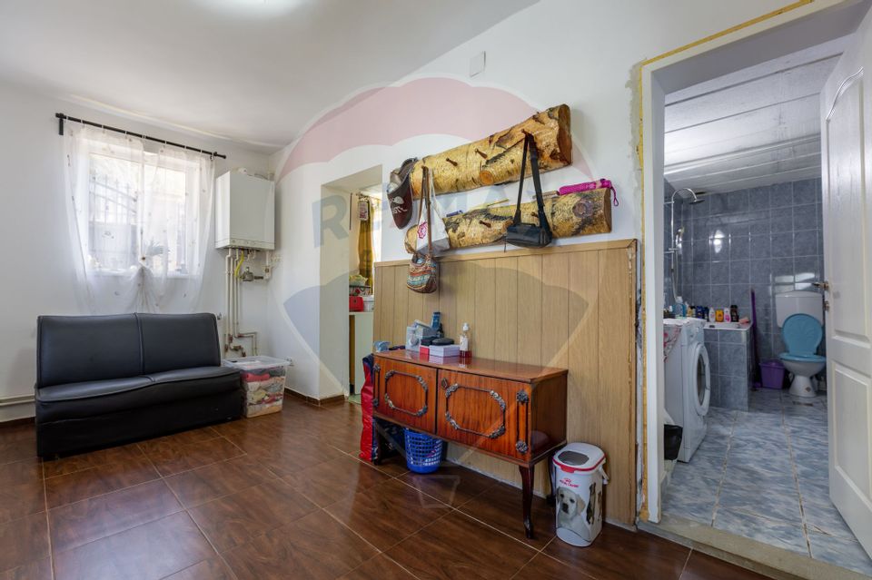 3 room House / Villa for sale, Est area