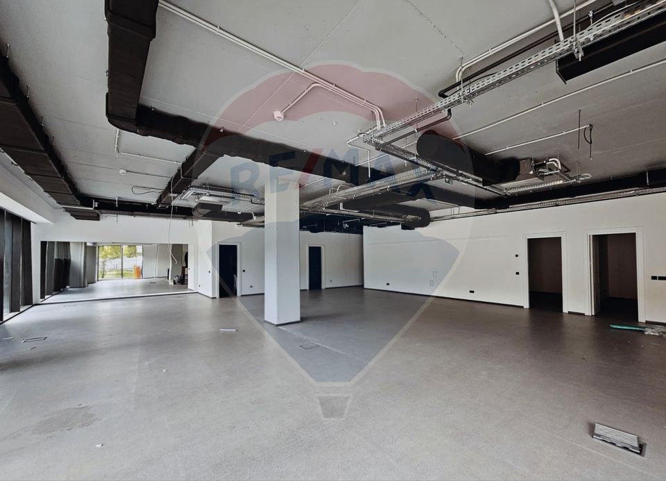 Spațiu comercial - Vitrina - 223 mp - DE INCHIRIAT - zona Garii