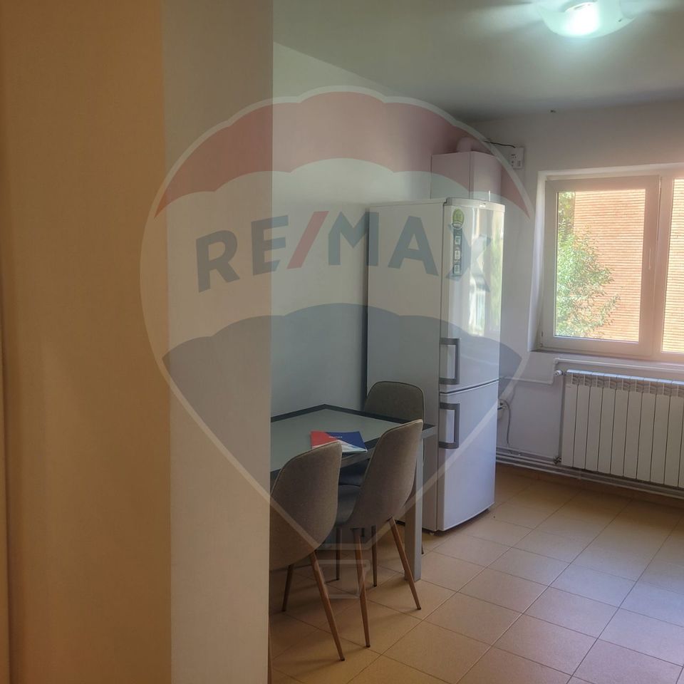 2 room Apartment for rent, Functionarilor area