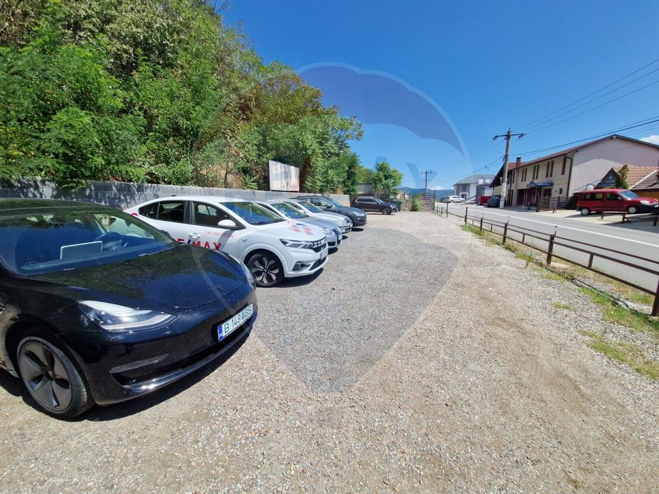 20 room Hotel / Pension for sale