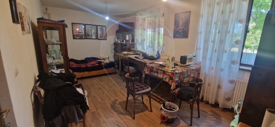 4 room House / Villa for sale