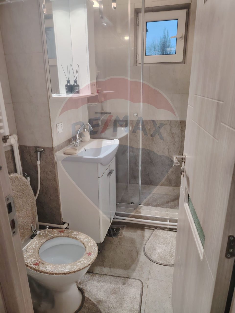 2 room Apartment for rent, Craiovita Noua area
