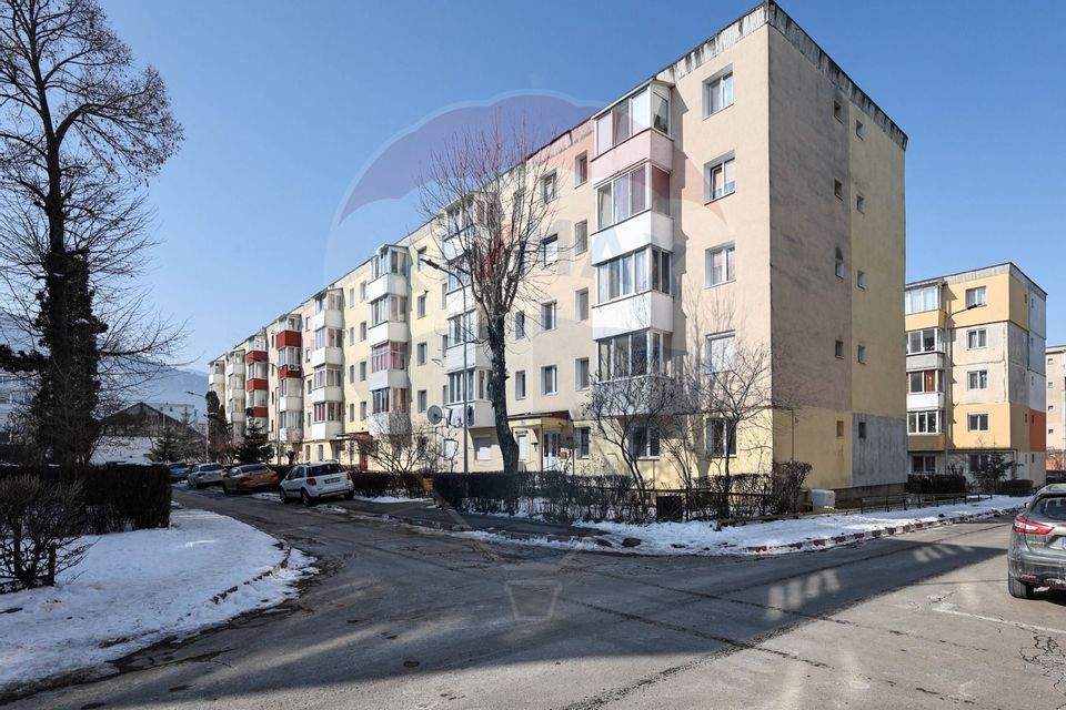 Apartament cu 2 camere, etaj intermediar, zona Electroprecizia!