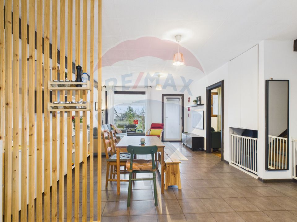 Casa / Vila cu 4 camere Darza, Crevedia