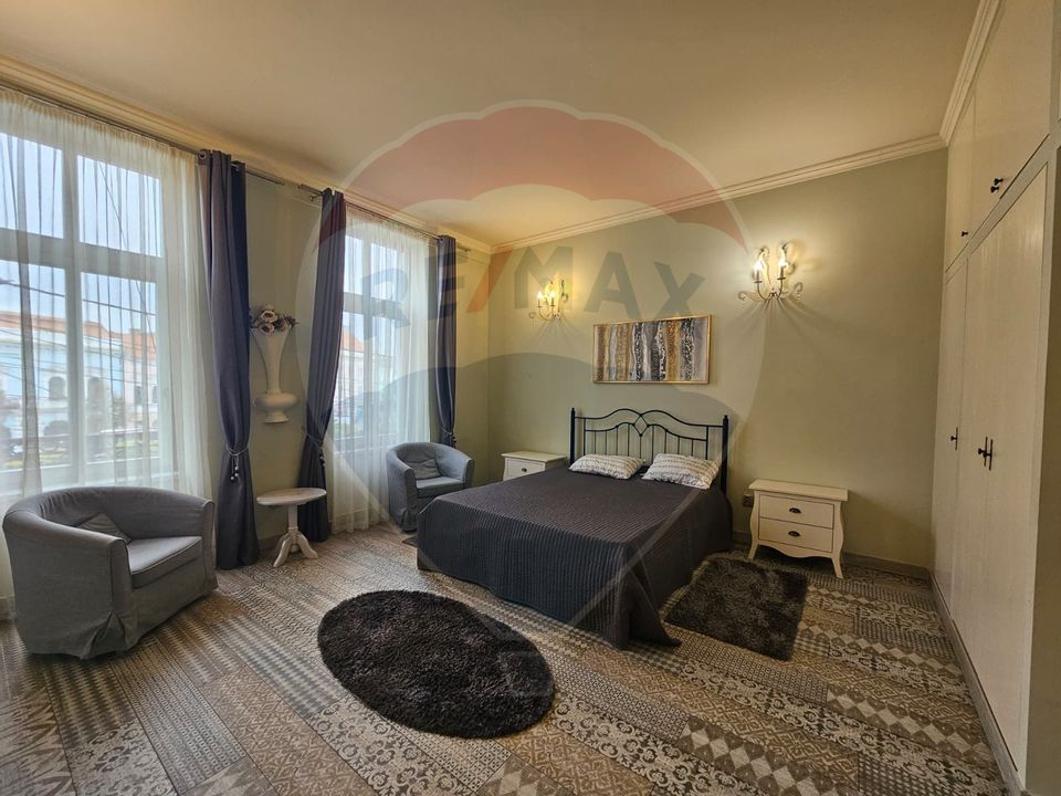 Inchiriez apartament superb cu 4 camere în zona Ultracentral