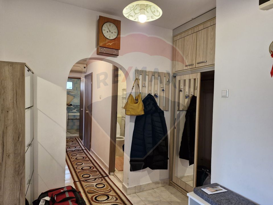 3 room Apartment for rent, Teiul Doamnei area