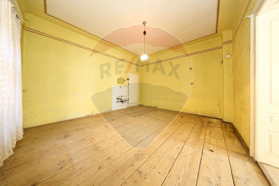 10 room House / Villa for sale, Ultracentral area