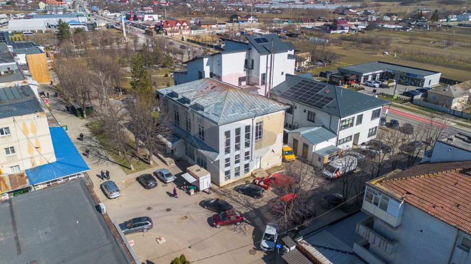 Clădire Comercială S+P+1E – Central, Flamanzi (Botosani)