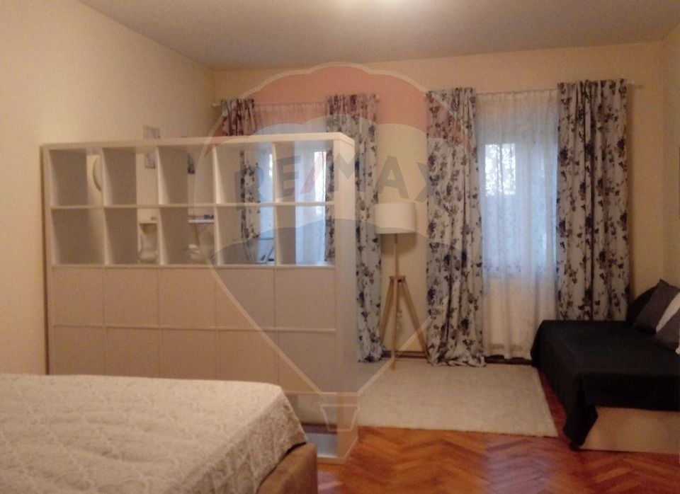 2 room Apartment for rent, Ultracentral area