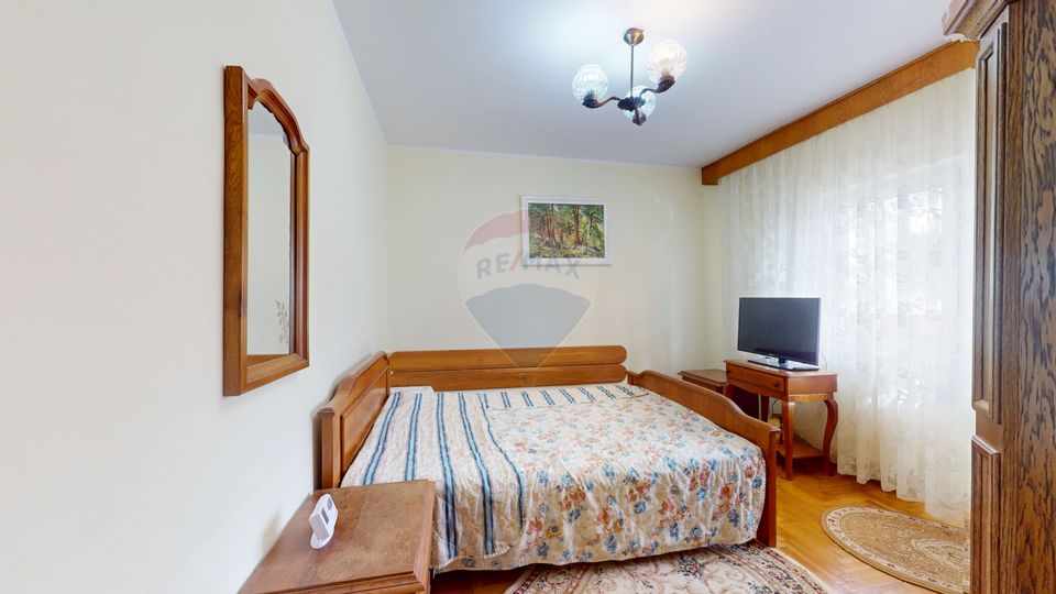 Apartament 3 camere decomandat | Parcare | Predeal | Aproape de pârtie