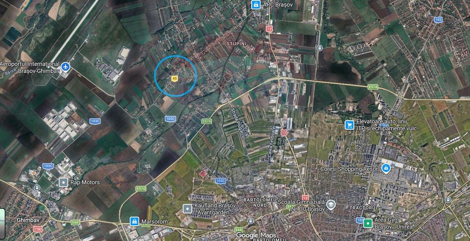 Teren intravilan 9.000 mp pentru dezvoltare rezidențială sau mixtă