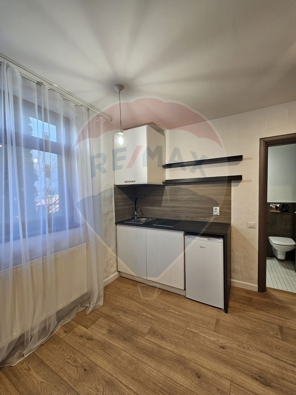 Apartament tip studio de inchiriat - zona centrala