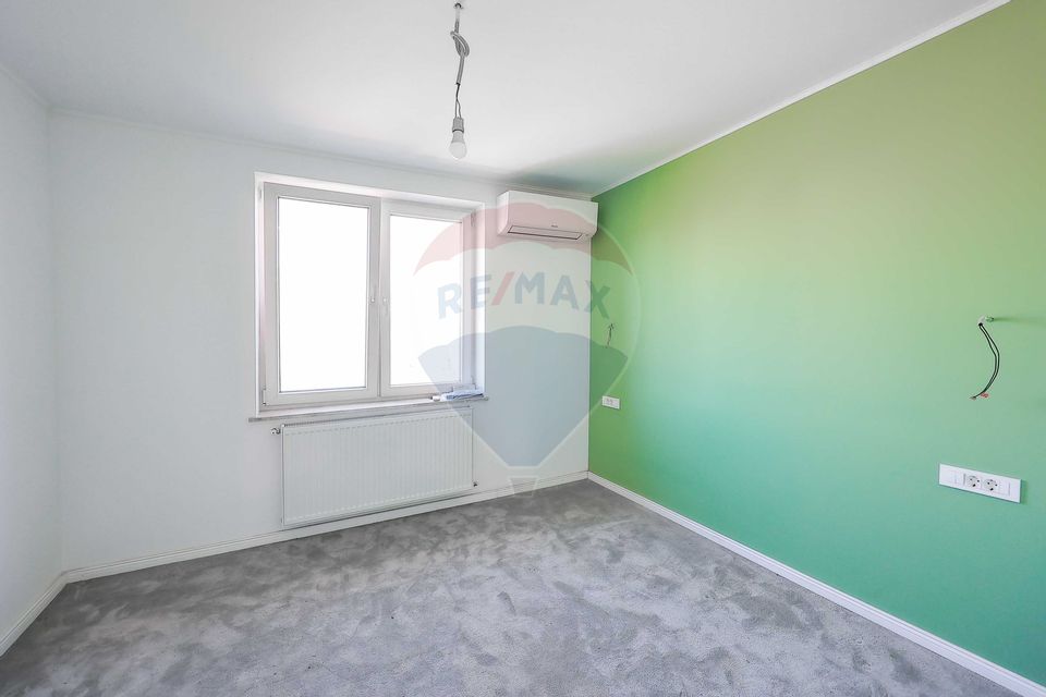 Garsonieră Renovată Premium, 4/4,  Podului, Rogerius, De Vânzare