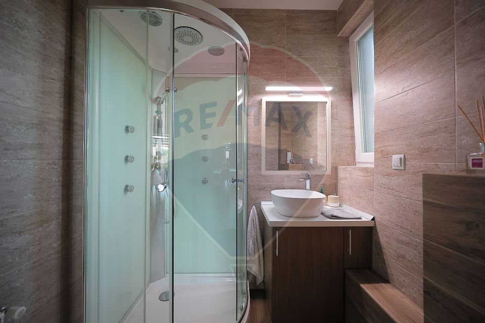 5 room House / Villa for sale