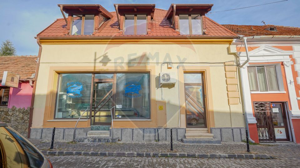 CASA CU SPATIU COMERCIAL SI PARCARE | PIATA UNIRII 12BIS BRASOV SCHEI