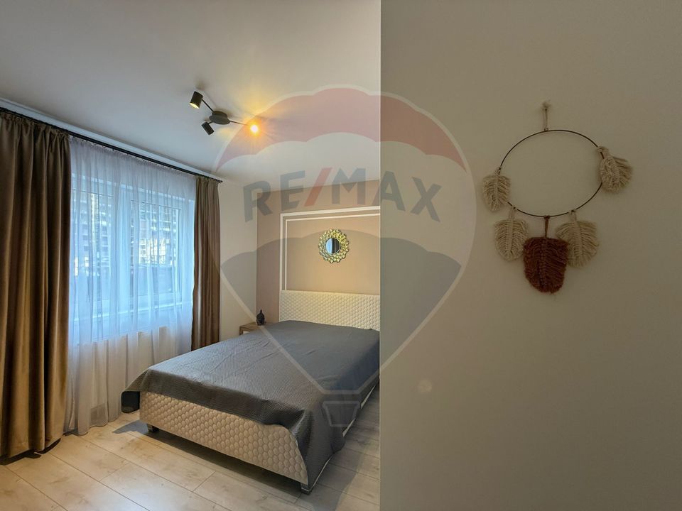 Apartament cu 3 camere, 2 bai și loc de parcare