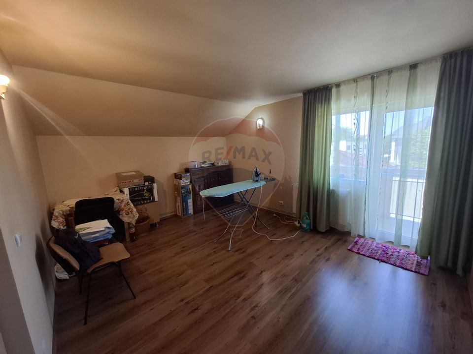 Casă / Vilă cu 5 camere de vânzare în zona Brestei