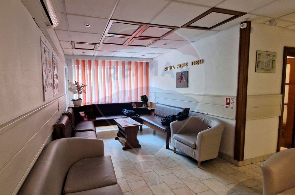 22sq.m Commercial Space for rent, Republicii area