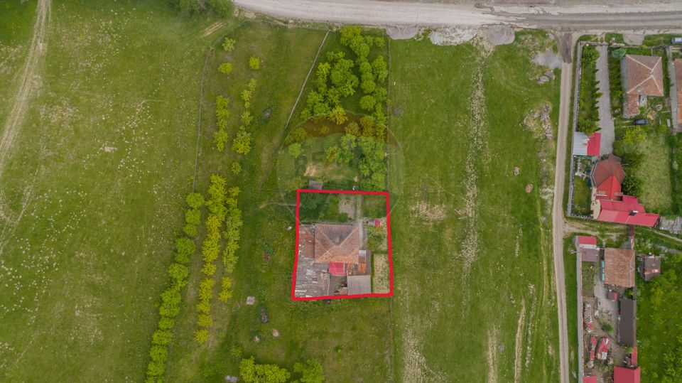 COMISION 0%! Casă cu 4 camere de vânzare in sanul naturii