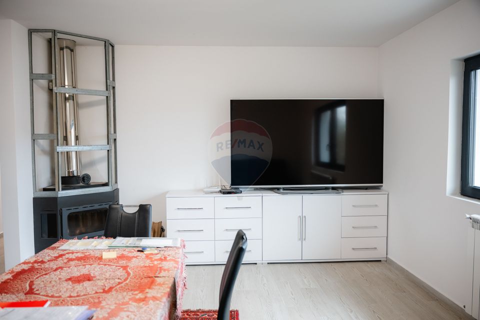 5 room House / Villa for sale