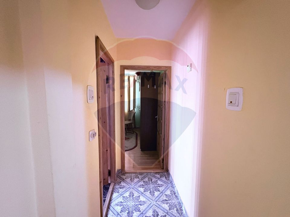 Apartament 2 camere de închiriat – Str. Cornișa Bistriței