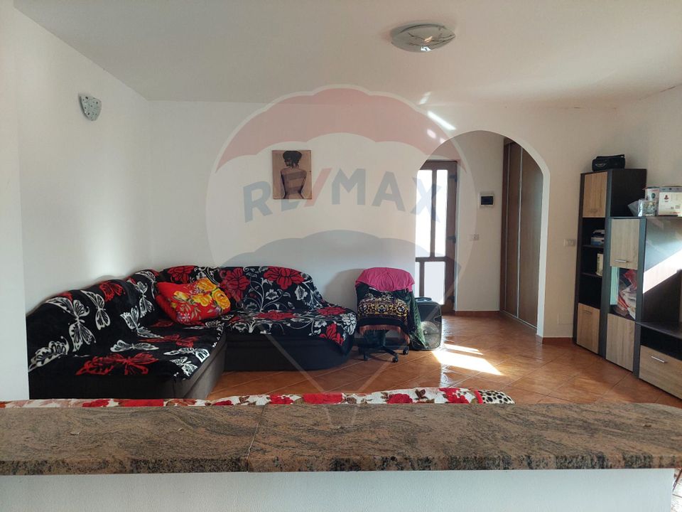 Casa de vanzare in Sarata jud. Bacau