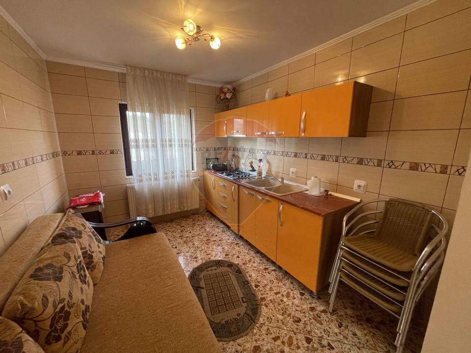 5 room House / Villa for sale