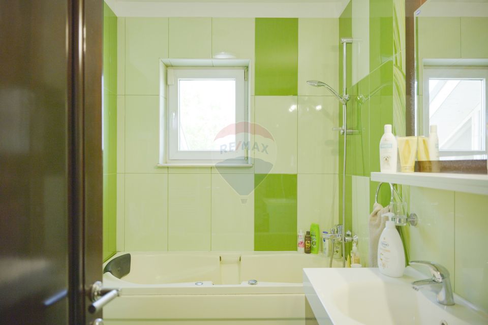 7 room House / Villa for sale