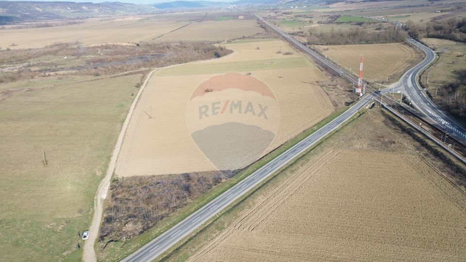 Land 19,319sqm Hoghilag / Strada Principala