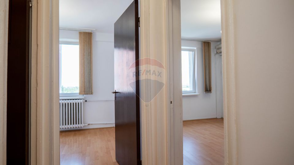Vanzare apartament 3 camere - zona Antiaeriana