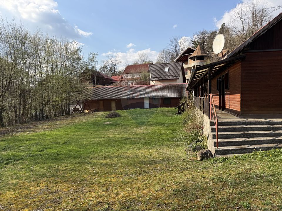 Land 1,268sqm Sovata / Strada Bradului