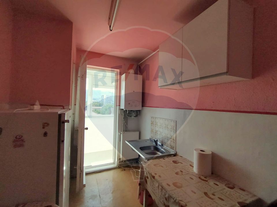 3 room Apartment for sale, Bartolomeu area