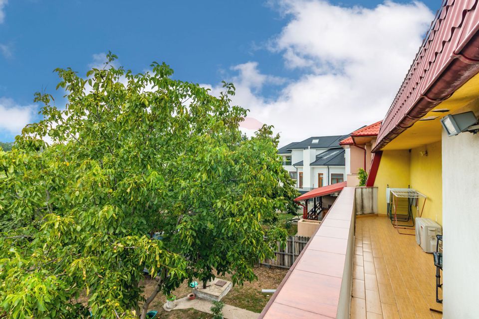 5 room House / Villa for sale