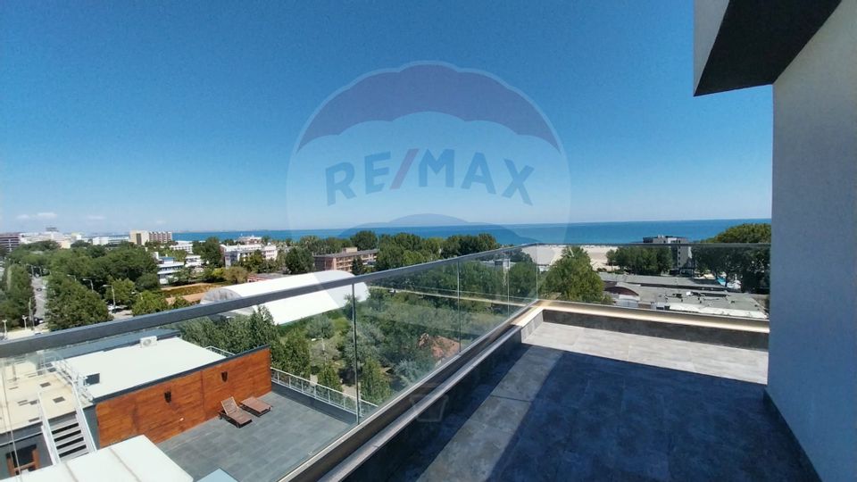 Penthouse de vanzare in Statiunea Mamaia lift privat